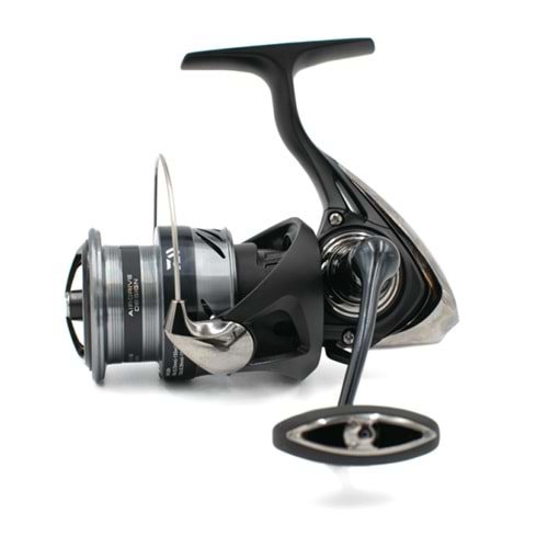 Daiwa Ninja 24 BS LT 4000C Makara