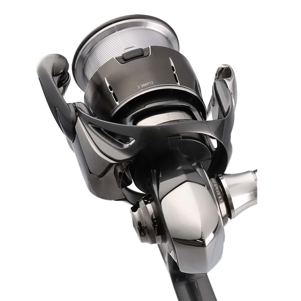 Daiwa Luvias 24 PC LT 3000 Makara