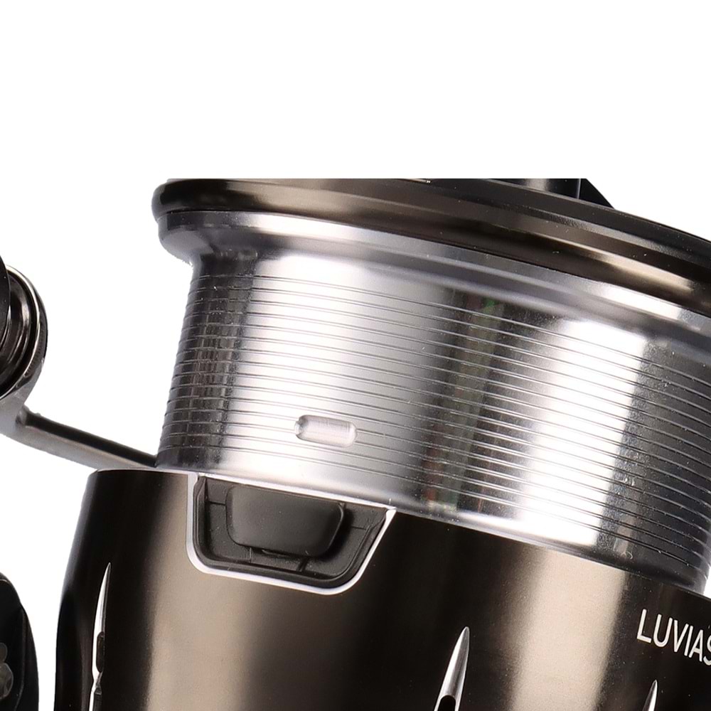 Daiwa Luvias 24 PC LT 3000 Makara